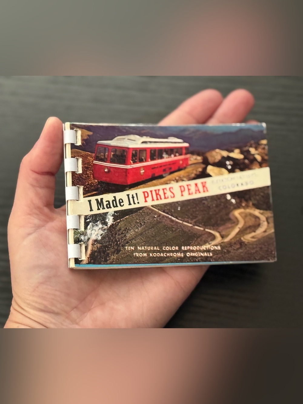 Vintage 1975 “I Made It!” Pikes Peak Colorado Souvenir Photo Book